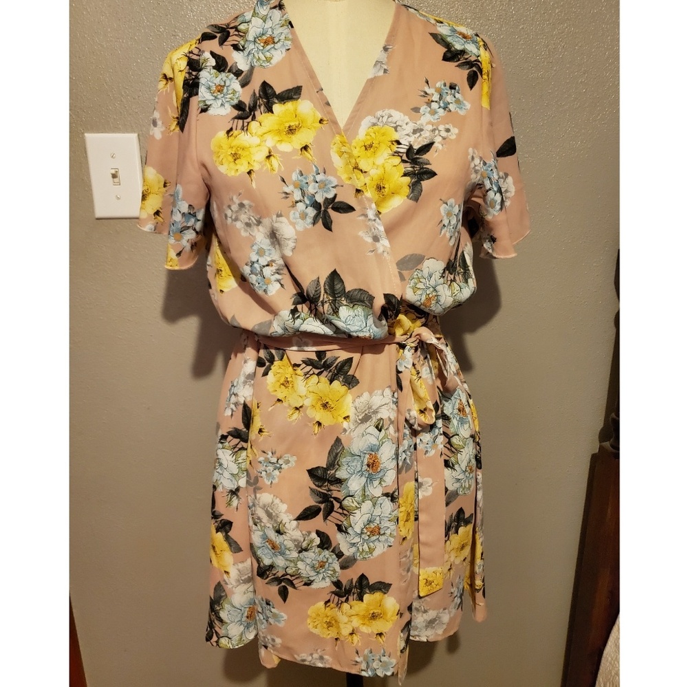 Flower wrap dress
